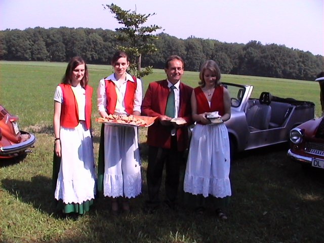 002013.jpg